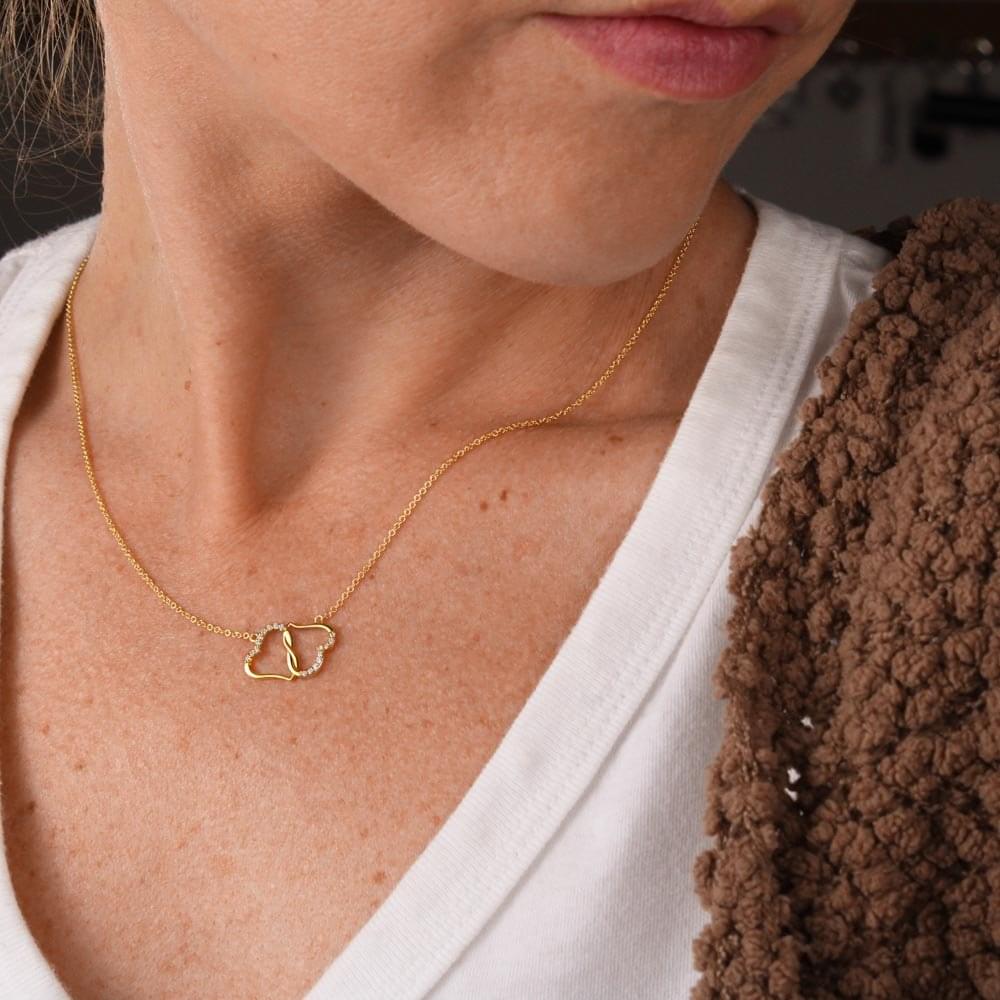 "Ewige Liebe" Kette -10 Karat Gelbgold mit 18 Diamanten bestückt - Liebesjuwel