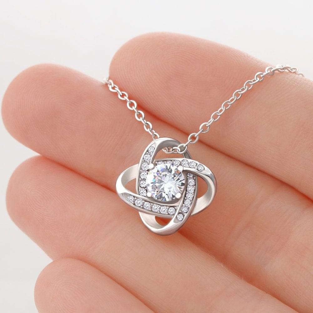 Frau "Erstes Date" Halskette - 14K Weißgold über Edelstahl - Liebesknoten - Liebesjuwel