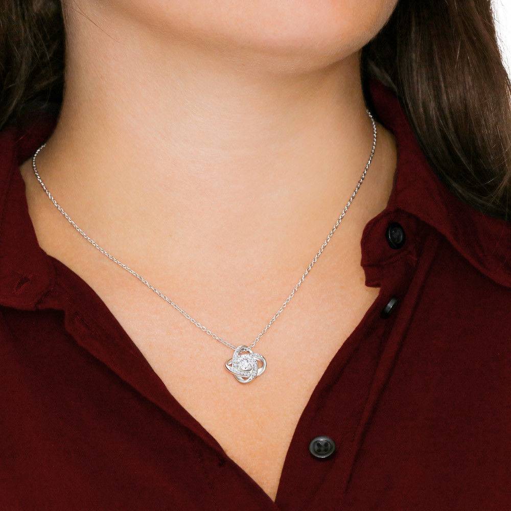Zukünftige Frau "Perfekt" Halskette - 14K Weißgold über Edelstahl - Liebesknoten Rote Rosen - Liebesjuwel